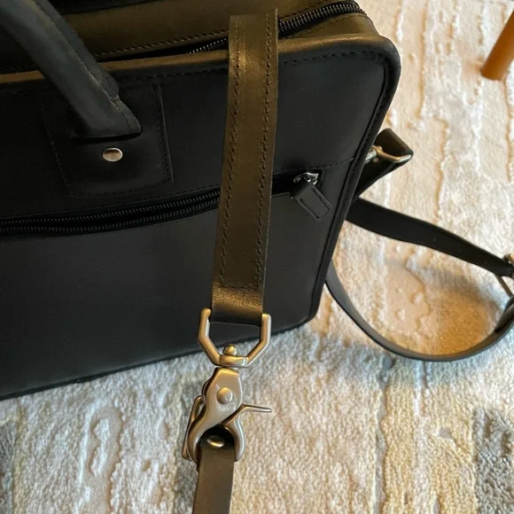 Allen Edmonds black leather single gusset briefcase